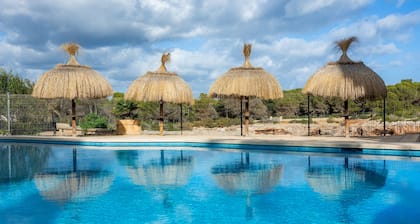 Appartement "Room 304" avec piscine partagée, Wi-Fi et climatisation