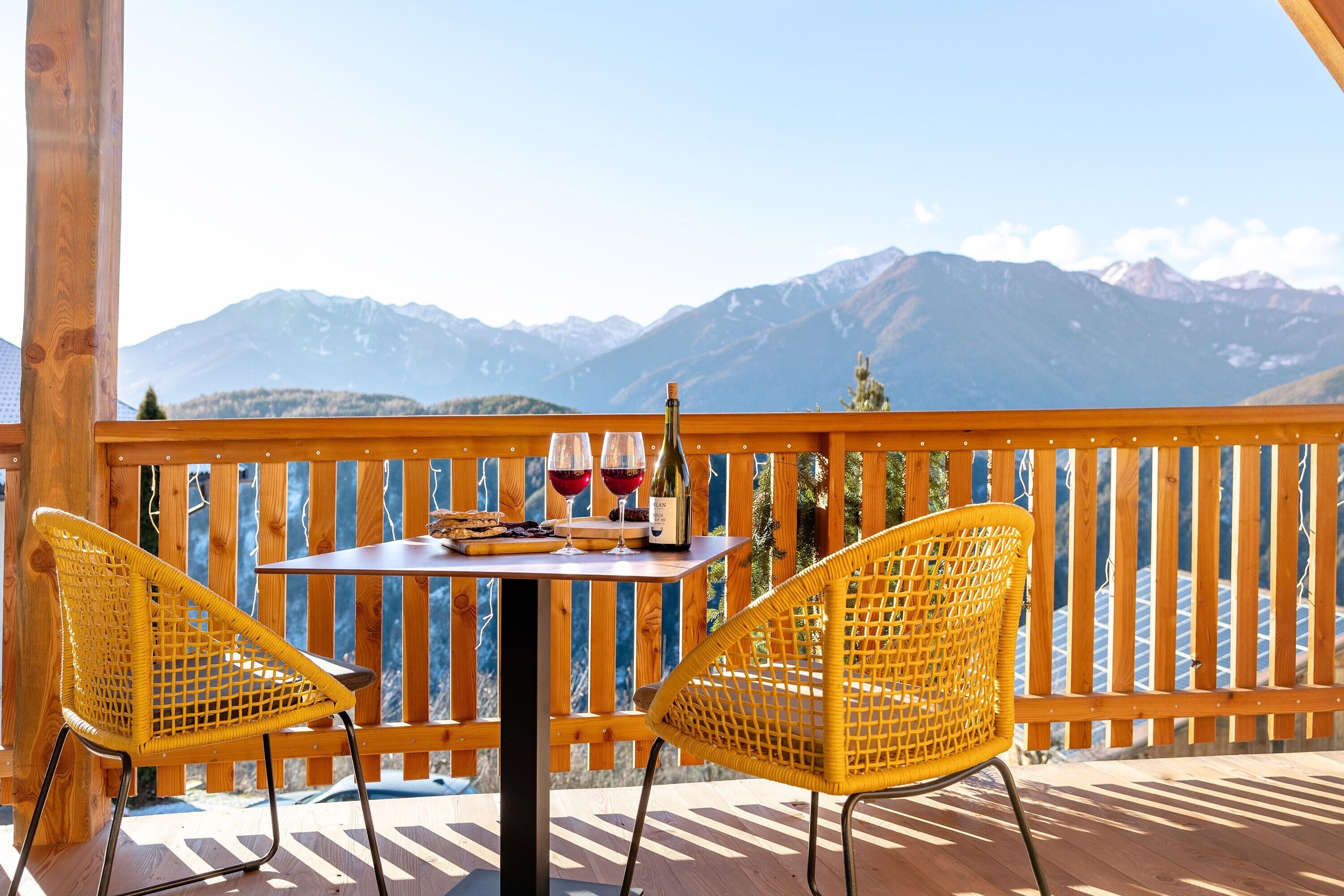 屋外ダイニングエリア