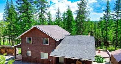True Montana Peaceful Surroundings | Sleeps 8