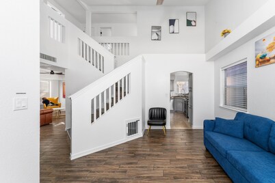 Franklin Luxe Oasis with Swimming pool and EV charging.