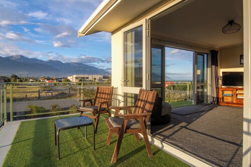 Hot Tub | Close to Beach | Spacious - KK379, Close to Beach|Comfort|Spacious