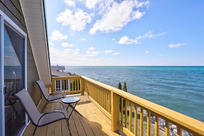 Sandpiper Cottage Beautiful Private Lake Michigan Frontage