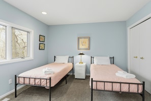 3 habitaciones, wifi gratis y ropa de cama