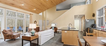 Bailey's Beach Retreat | Easy Access to Lake Michigan