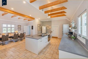 Immagine non classificata, 5 di 24, pulsante