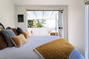 3 quartos, ferros/tábuas de passar roupa, Wi-Fi, roupa de cama