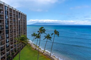 Beach - Royal Kahana Maui 813 Oceanfront 1 Bedroom (Lahaina)