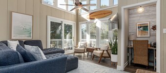 Four bedroom home with golf course view and walking distance to the lighthouse