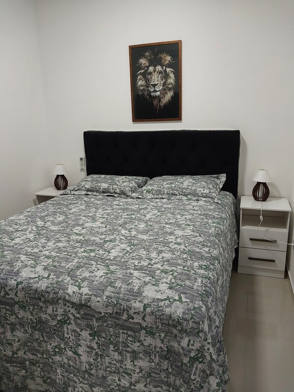 2 Schlafzimmer, Bügeleisen/Bügelbrett, WLAN, Bettwäsche
