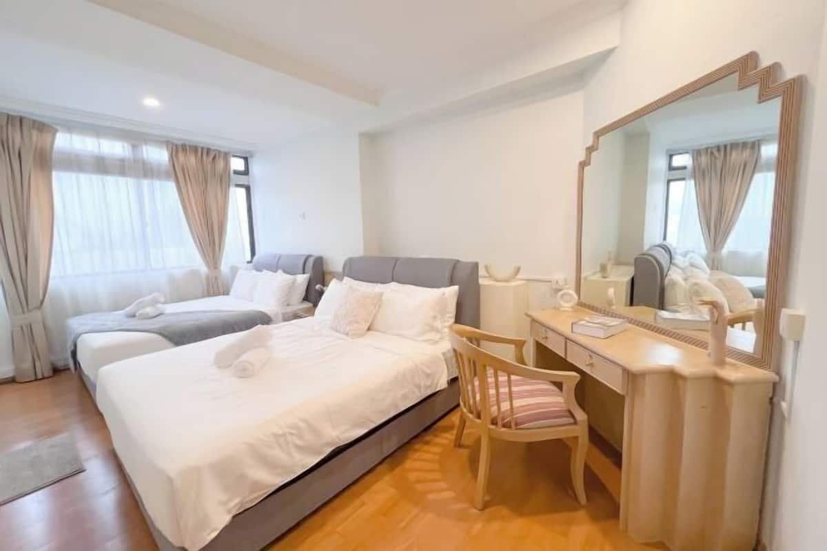 Iron/ironing board, free WiFi, bed sheets