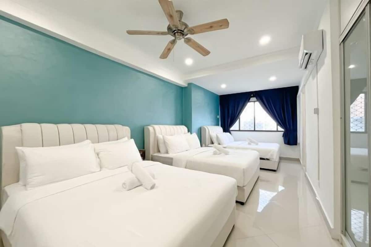 Iron/ironing board, free WiFi, bed sheets
