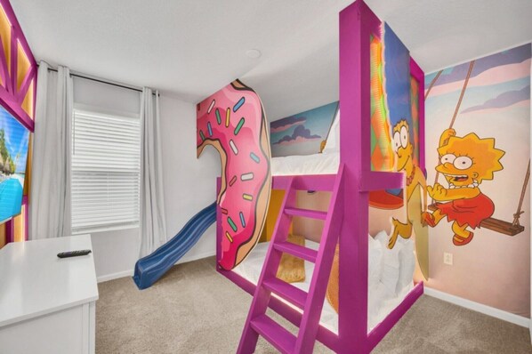 7 bedrooms, iron/ironing board, WiFi, bed sheets