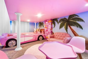 Interior - Orlando Villa 6226: Luxury Family Stay at Windsor Island (Orlando)