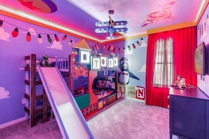 Children’s area - Orlando Villa 6226: Luxury Family Stay at Windsor Island (Orlando)