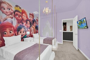 9 bedrooms, iron/ironing board, internet, bed sheets