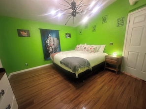 3 bedrooms, WiFi, bed sheets