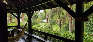 Property grounds - Stunning house on the edge of the lake. (Alto Arroio Imbituba)