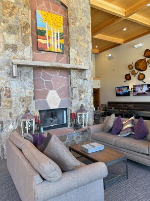 Älytelevisio, takka