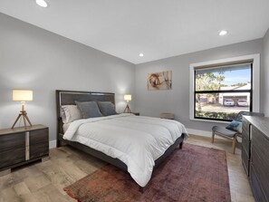 3 bedrooms, free WiFi, bed sheets