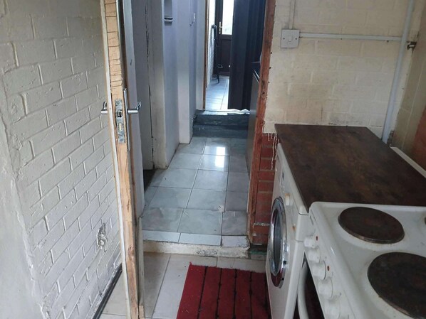 Interior - London House- 1Bed-Pet Friendly- Tv (Barking)