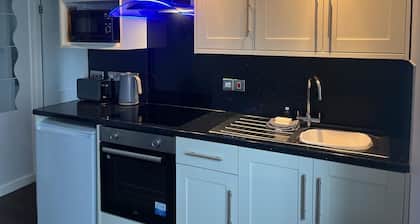 Cozy Two Bedroom Chalet in Sidmouth