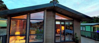 Dunoon 3-Bed Lodge, Sleeps 6 & Pet Friendly