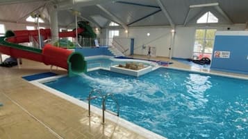Una piscina techada