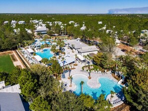 Pool - WaterColor Retreat: Beach Club Passes, Bikes, Electric Cart, Carriage House, Outdoor fireplace! (Santa Rosa Beach)