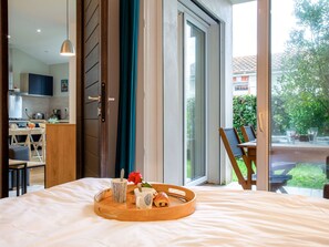 4 bedrooms, internet