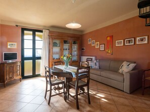 Fernseher, Tischfußball