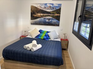 1 chambre, fer et planche à repasser, Wi-Fi gratuit, draps fournis