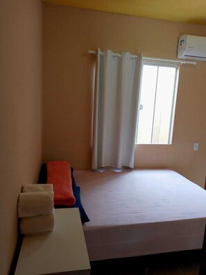 1 quarto, ferros/tábuas de passar roupa, Wi-Fi de cortesia