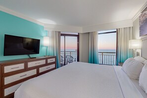 3 bedrooms, iron/ironing board, internet, bed sheets