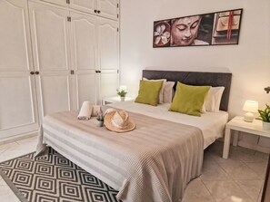 2 chambres, bureau, accès Internet