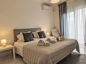 2 soverom, skrivebord og internettilgang