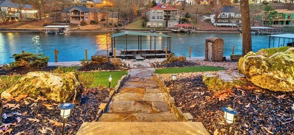 Property grounds - Spacious Lakefront Home with Private Boat Slip (Hot Springs)