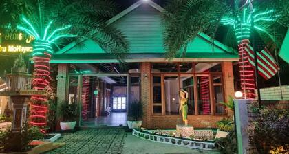 Coconut Paradise Bungalow Kampot