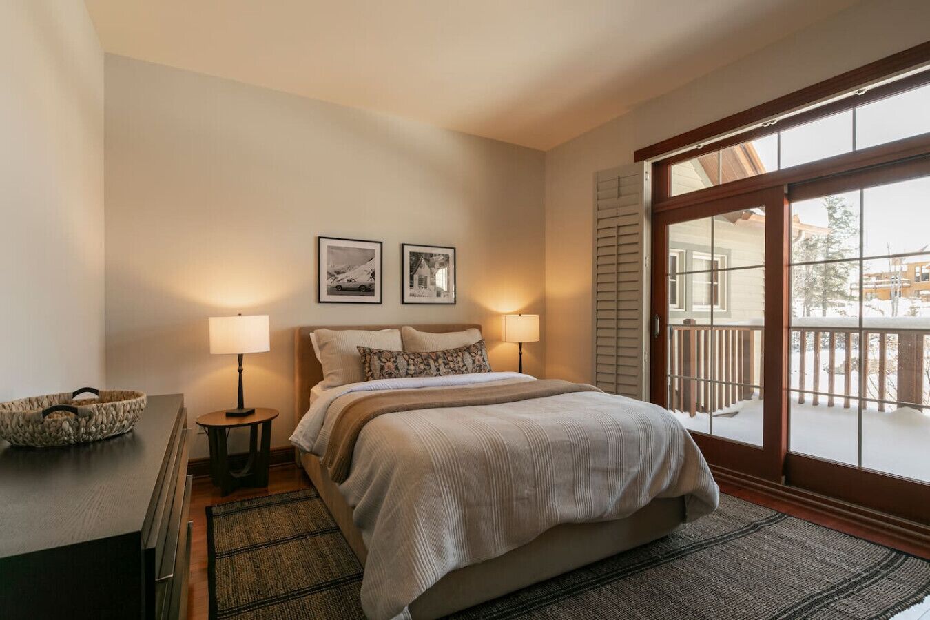 Skrivebord, strygejern/strygebræt, weekendseng, gratis Wi-Fi