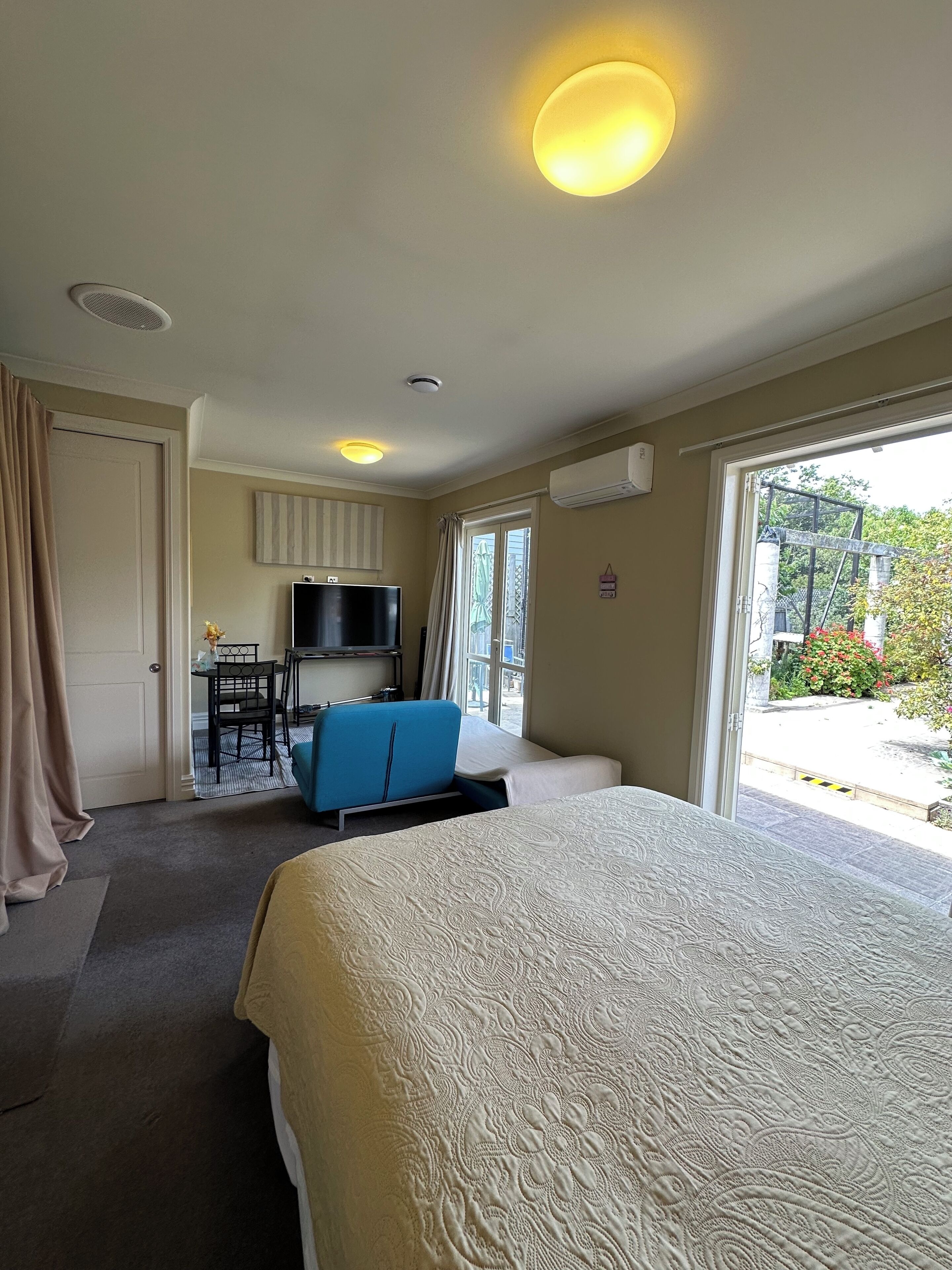 1 soverom, strykejern/-brett, wi-fi (inkludert) og sengetøy