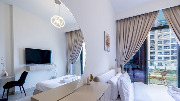 Unclassified image, 1 of 18, button - Elite LUX Holiday Homes - Upscale Studio in Azizi Riviera Prime Location Dubai (Dubai)
