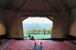 패밀리 텐트 | 산 전망