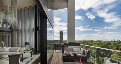 Skyline Luxe Panoramic Suites & towers Toronto