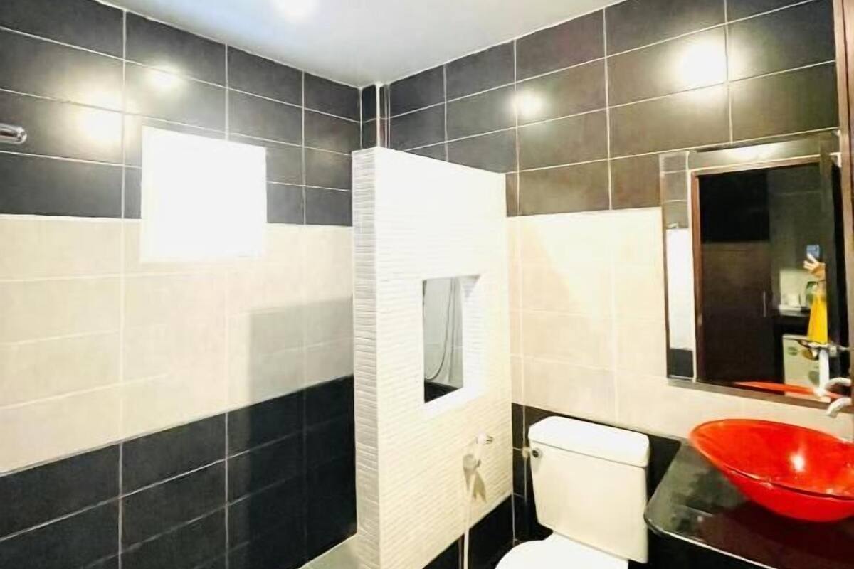 Shower, towels, soap, shampoo