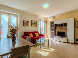 TV - Claudia by Interhome (Malcesine)