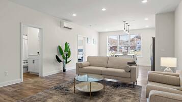 Télévision, espaces bureaux