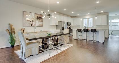 19 Mi to Baltimore: Townhome in Maryland City