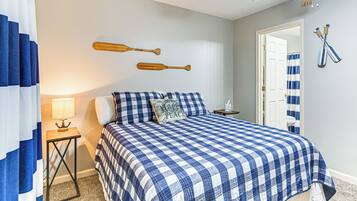 4 bedrooms, iron/ironing board, WiFi, bed sheets