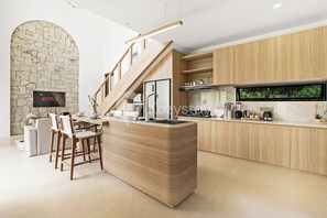 Villa, 2 Bedrooms, Private Pool | Private kitchen | Electric kettle - Pranama Villa by Kozystay - Canggu (Canggu)