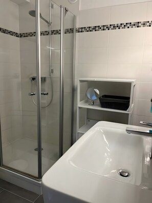Dusche, Haartrockner