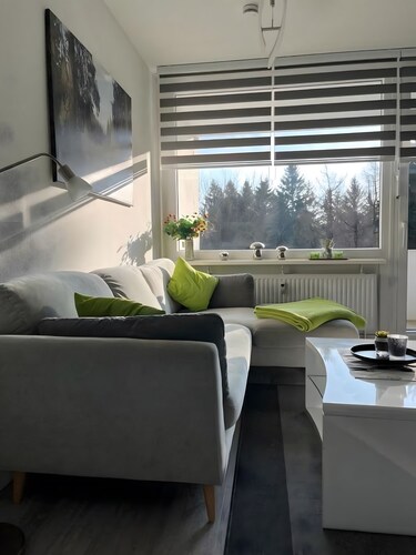 Ferienwohnung 'Deluxe' mit Balkon und Wi-Fi